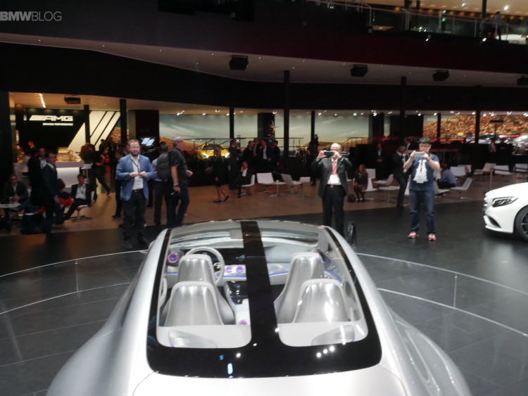 Mercedes-Benz-Concept-IAA-images-14