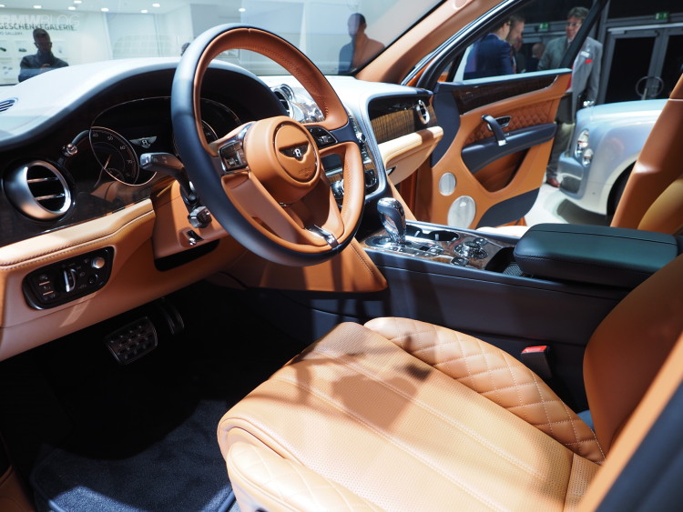 bentley-bentayga-images-30
