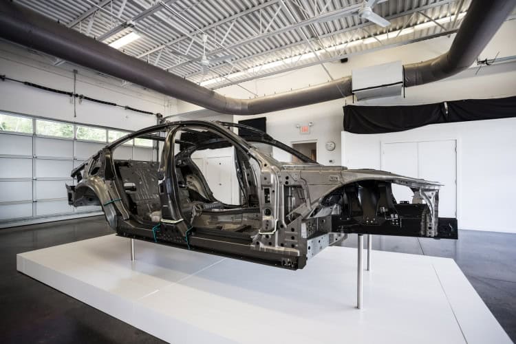 bmw-7-series-carbon-core-images-06