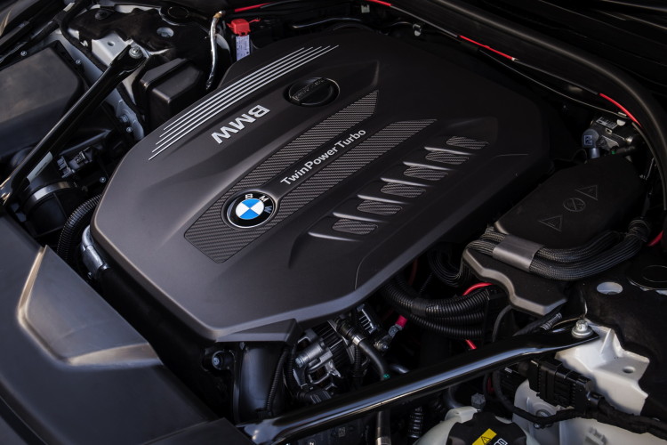 2016-BMW-730d-M-Sport-Package-132