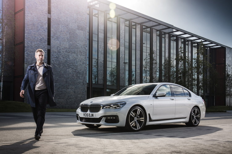 2016-BMW-730d-M-Sport-Package-64