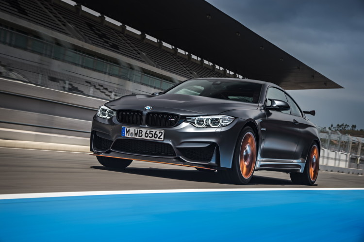 2016-BMW-M4-GTS-images-1900x1200-wallpaper-34