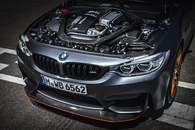 2016-BMW-M4-GTS-images-1900x1200-wallpaper-41