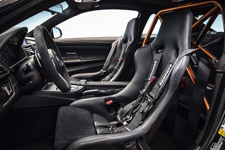 2016-BMW-M4-GTS-images-1900x1200-wallpaper-58