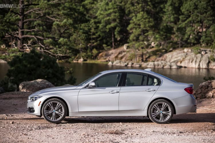 Automobile Mag Test: BMW 340i vs Nissan Maxima SR