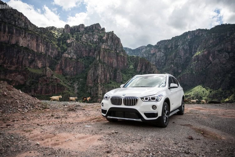 2016-bmw-X1-xDrive28i-test-drive-images-66