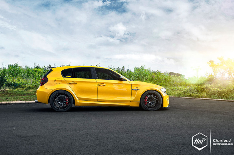 BMW-1M-hatchback-1