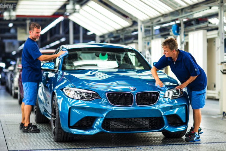 BMW-M2-production-Leipzig-01
