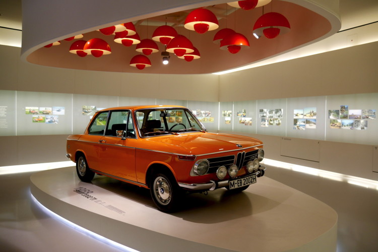 Video: BMW Group Classic tells the story behind the BMW E30 Touring