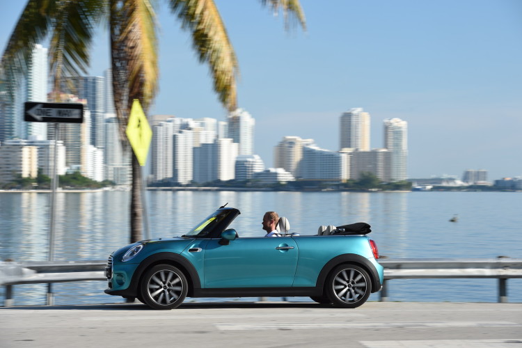 New 2016 MINI Convertible – WORLD PREMIRE