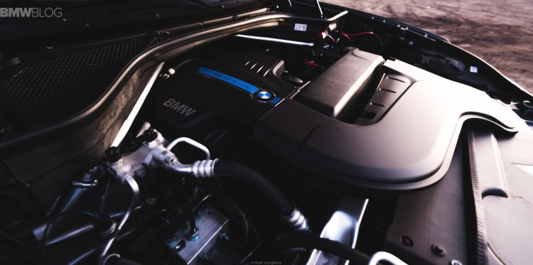 2015-BMW-X5-xDrive40e-test-drive-16