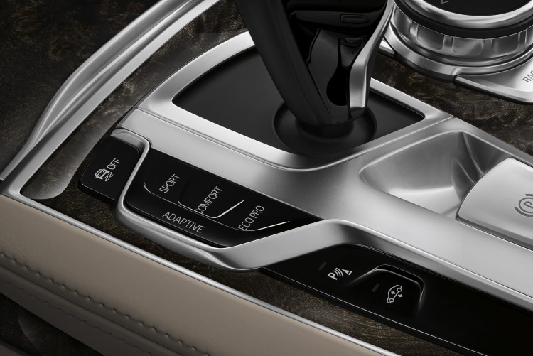 ADAPTIVE mode-bmw-7-series-3
