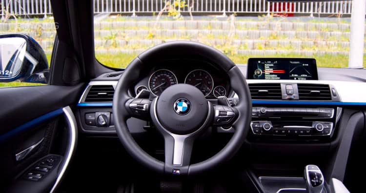 2015-BMW-320d-xDrive-Touring-test-drive-39