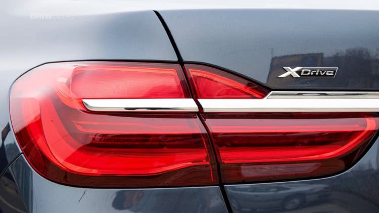 2016-BMW-730d-xDrive-test-drive-review-106