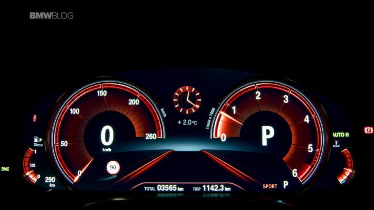 2016-BMW-730d-xDrive-test-drive-review-65