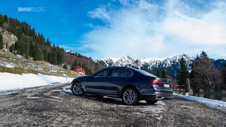 2016-BMW-730d-xDrive-test-drive-review-80