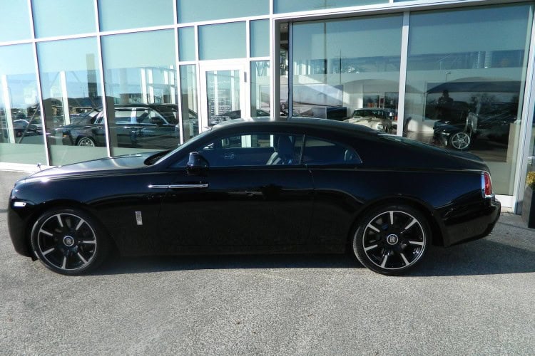 Rolls-Royce shows the Wraith Carbon Fiber Edition