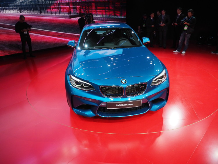2016-BMW-M2-NAIAS-8