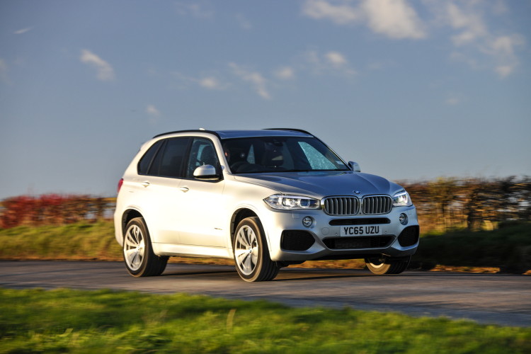 2016-BMW-X5-xDrive40e-images-UK-38