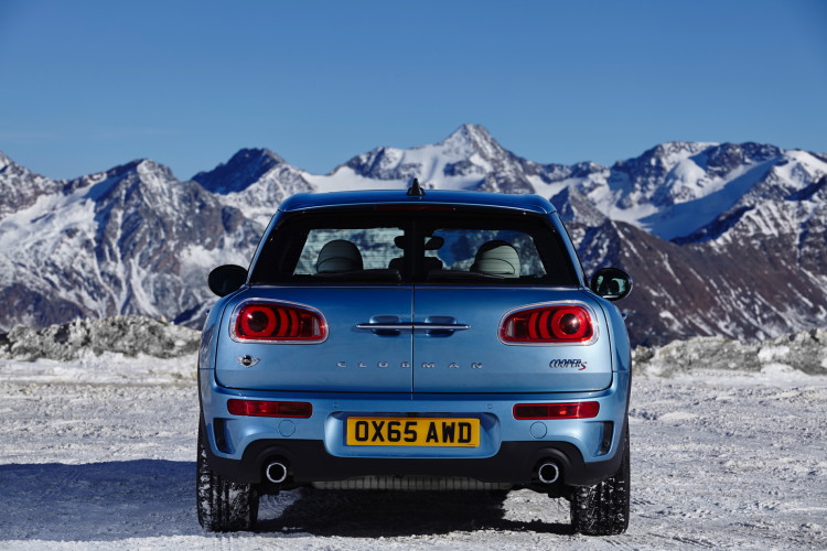2016-MINI-Clubman-ALL4-64