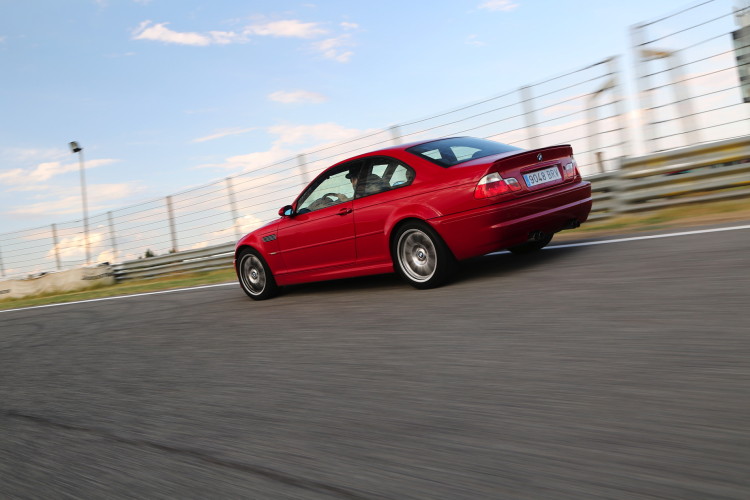 BMW-M3-E46-track-images-7