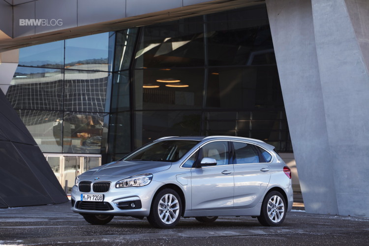 Video: BMW 225xe iPerformance Active Tourer Explained
