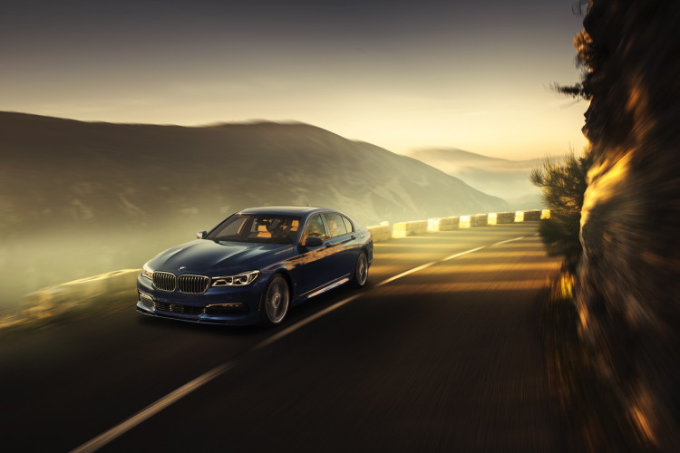 WORLD PREMIERE: 2017 BMW ALPINA B7