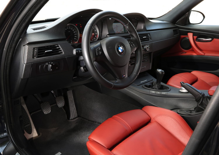 BMW-E90-M3-images-12