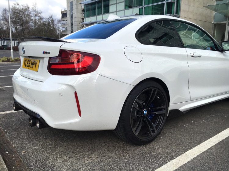 BMW-M2-M-Performance-Parts-Alpine-White-15