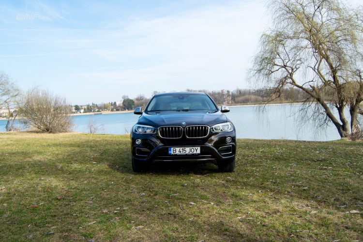 2016-BMW-X6-xDrive30d-test-drive-46