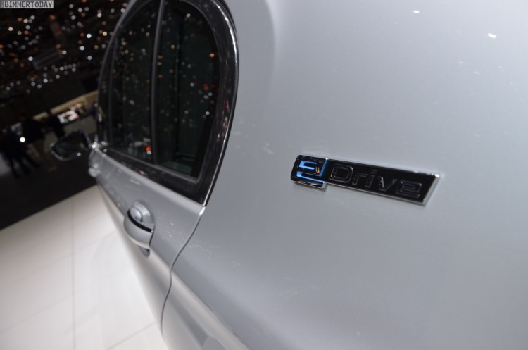 BMW-740Le-G12-iPerformance-7er-Hybrid-2016-Genf-Autosalon-Live-13