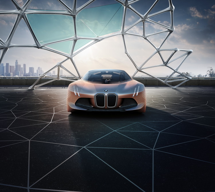 BMW VISION NEXT 100-7
