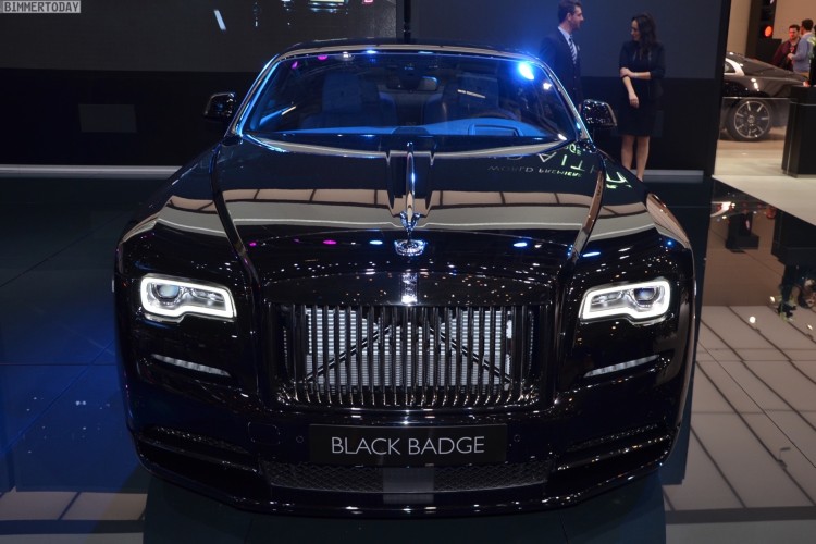 Rolls-Royce handed over a Wraith Black Badge to the first female owner