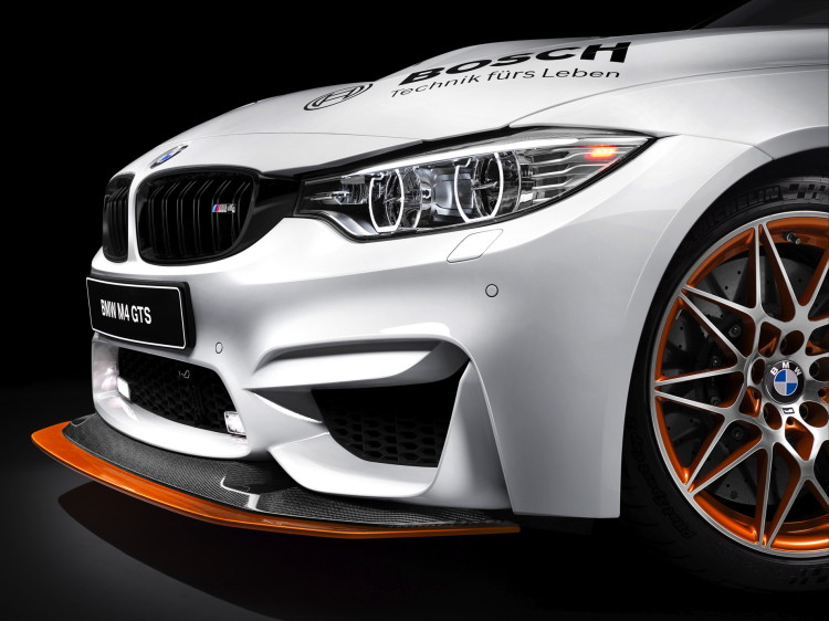 BMW-M4-GTS-DTM-2016-11