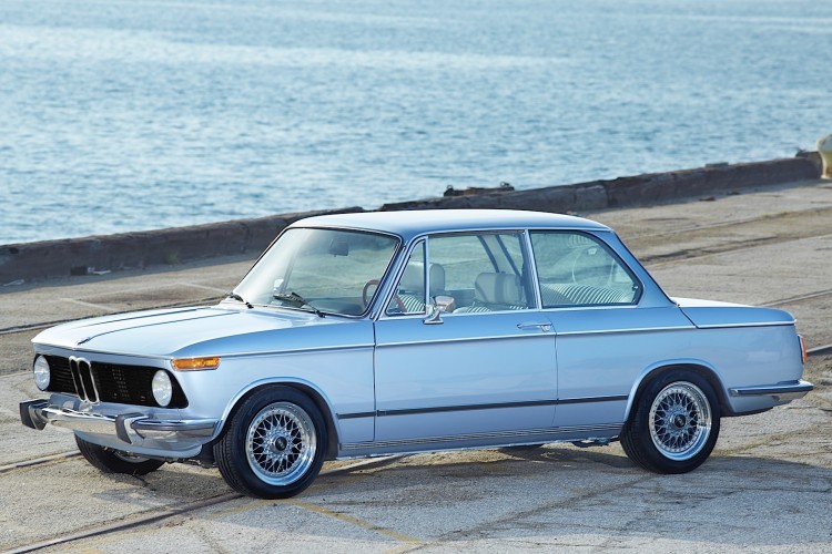 Clarion-1974-BMW-2002-image-2