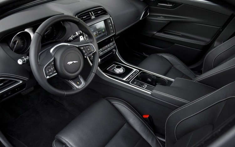 Jaguar_XE_R_Sport_cars_sedan_2015_1440x900(1)