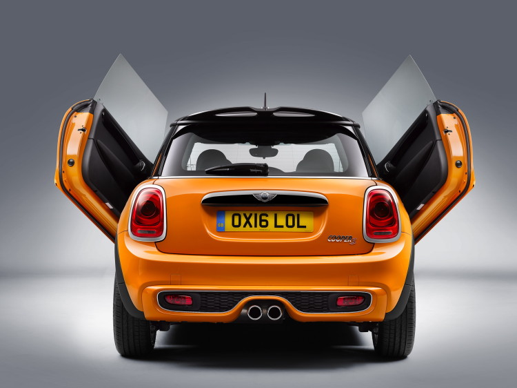 MINI-Scissors-Doors-6