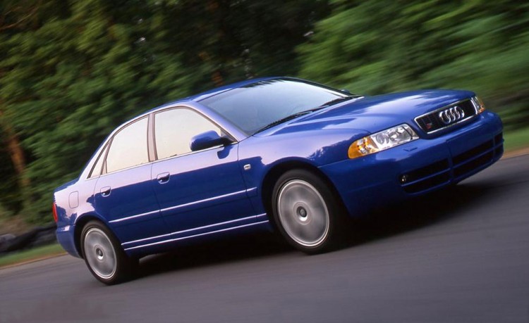 audi-s4-quattro-photo-606105-s-986x603