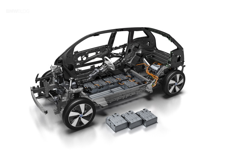 2017-BMW-i3-new-battery-4