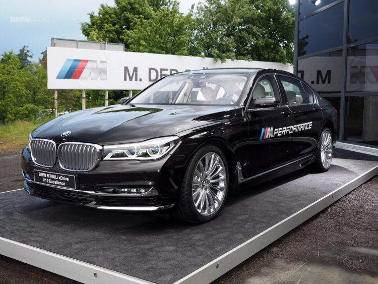 BMW-M760Li-V12-Nurburgring-12