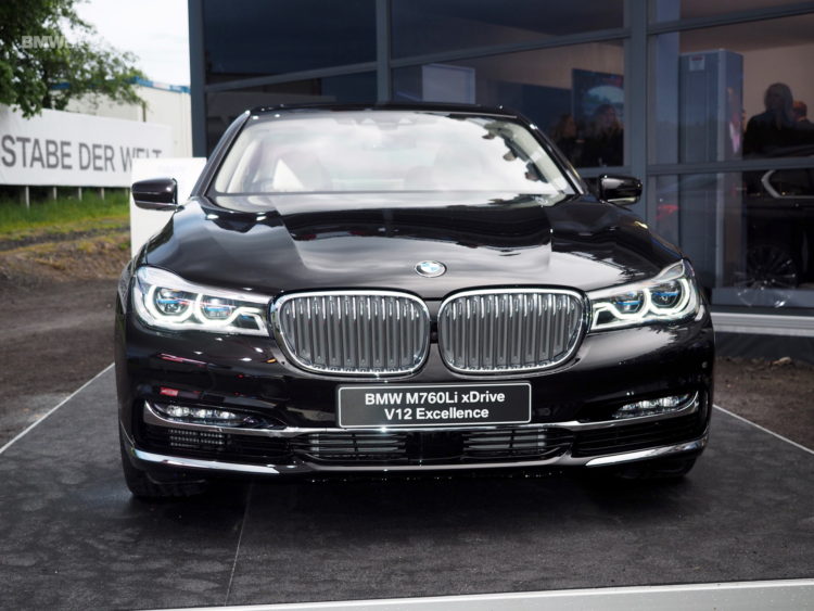 BMW-M760Li-V12-Nurburgring-17