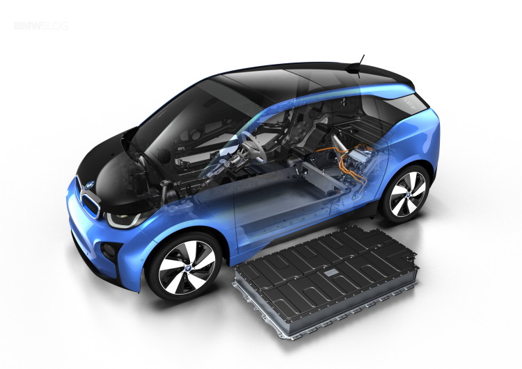 BMW-i3-Protonic-Blue-10