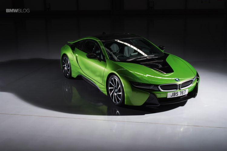 BMW-i8-Individual-colors-2
