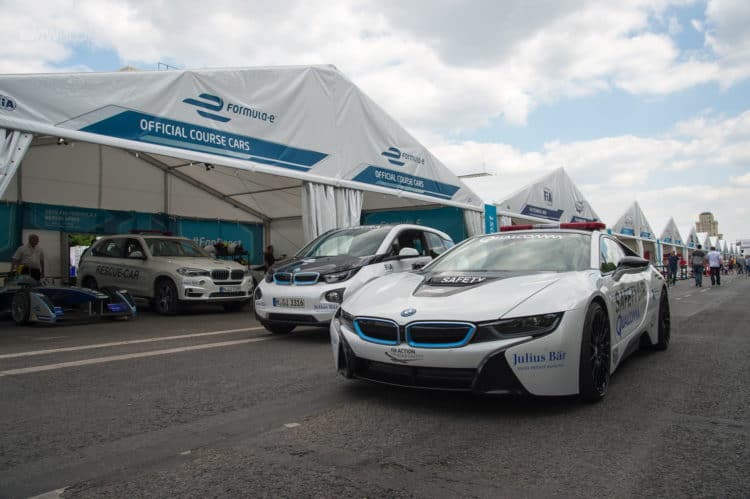BMW-i8-Safety-Car-test-drive-20