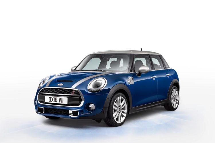 WORLD PREMIERE: The New MINI Seven