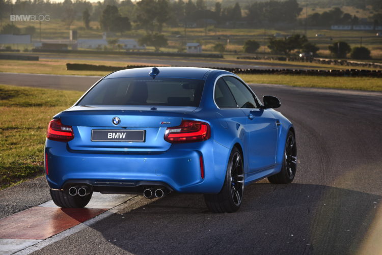 Photos-BMW-M2-Coupe-Long-Beach-Blue-16