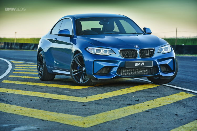 Photos-BMW-M2-Coupe-Long-Beach-Blue-23