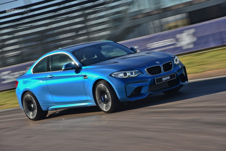 Photos-BMW-M2-Coupe-Long-Beach-Blue-36