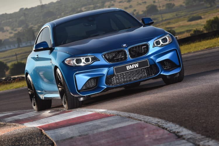 BMW M2 vs Porsche 718 Cayman S vs Jaguar F-Type V6