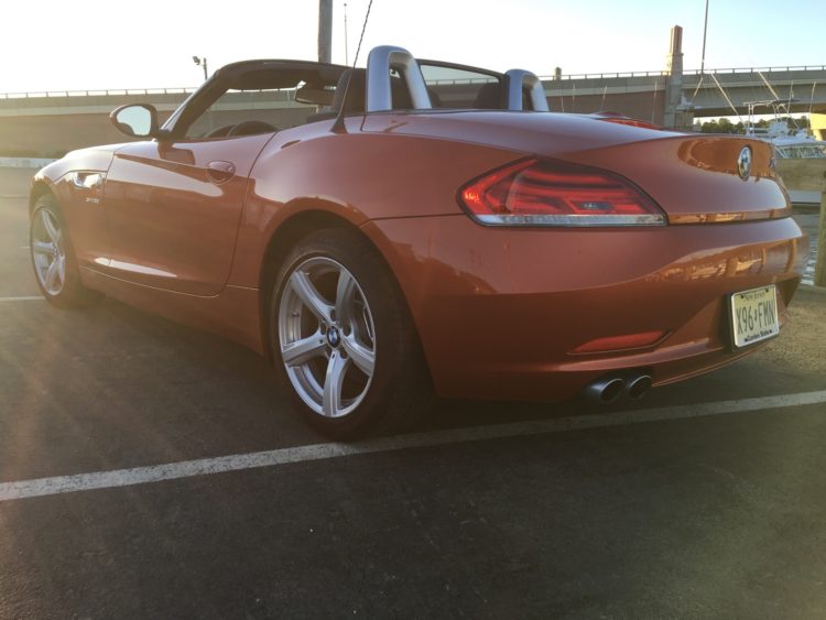 2016-BMW-Z4-sDrive28i10